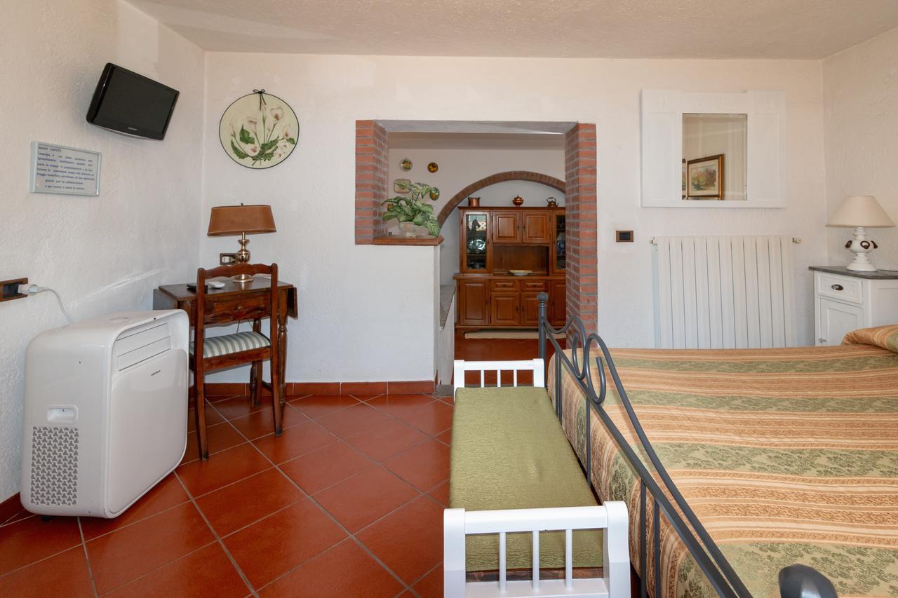 Villa Casale Gli Ulivi Orbetello Exterior foto